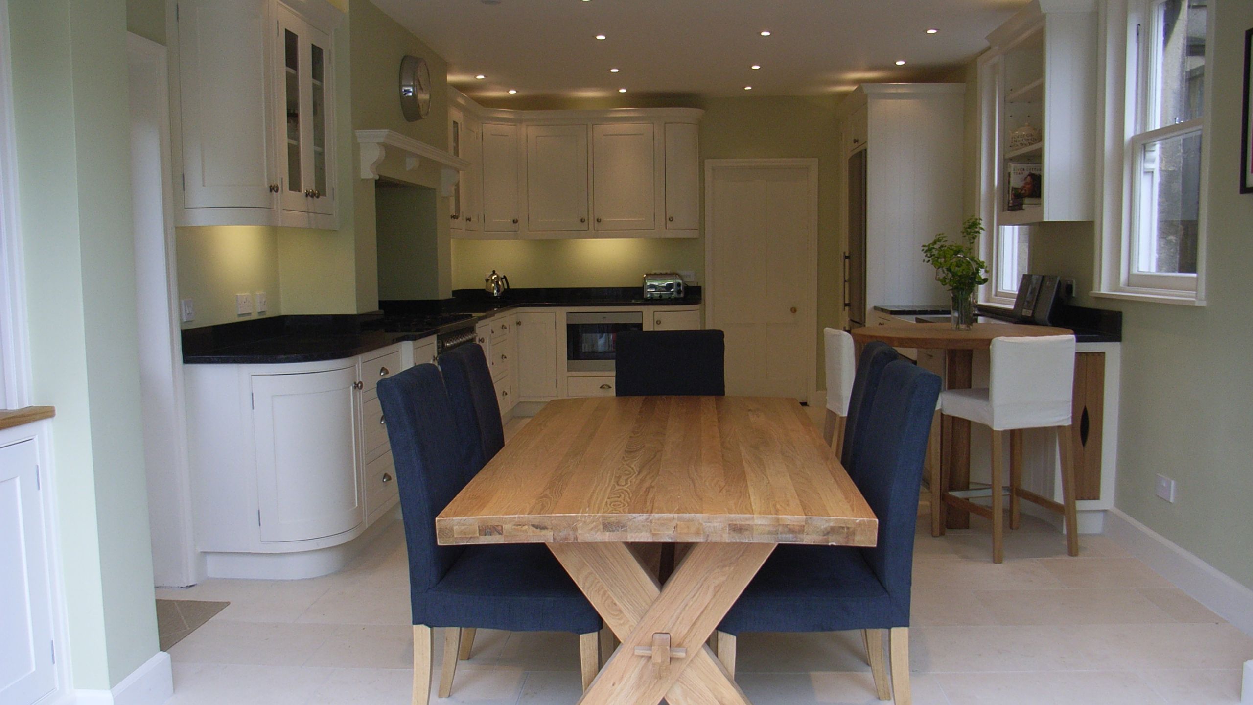 kitchen diner in bath