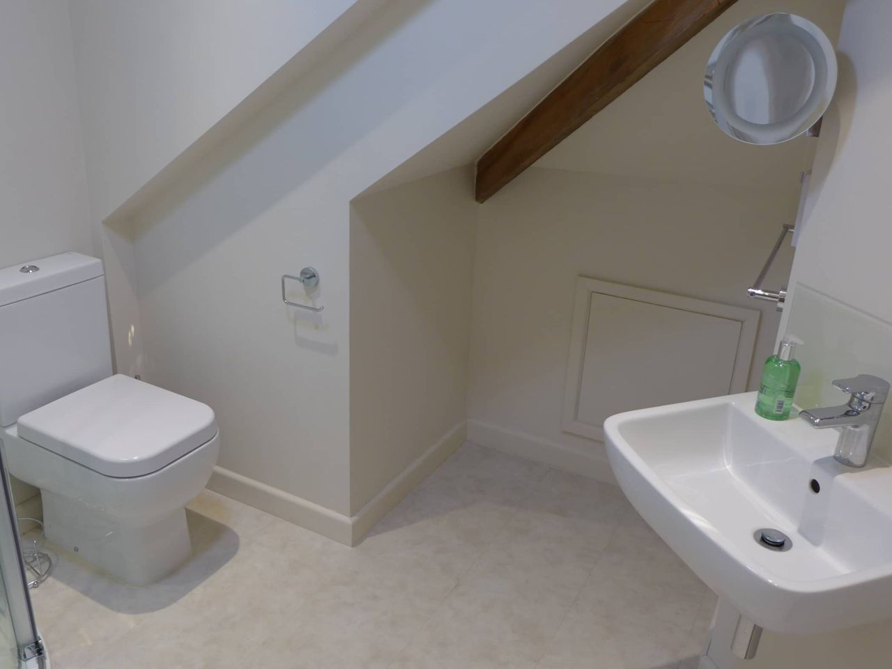 attic en-suite