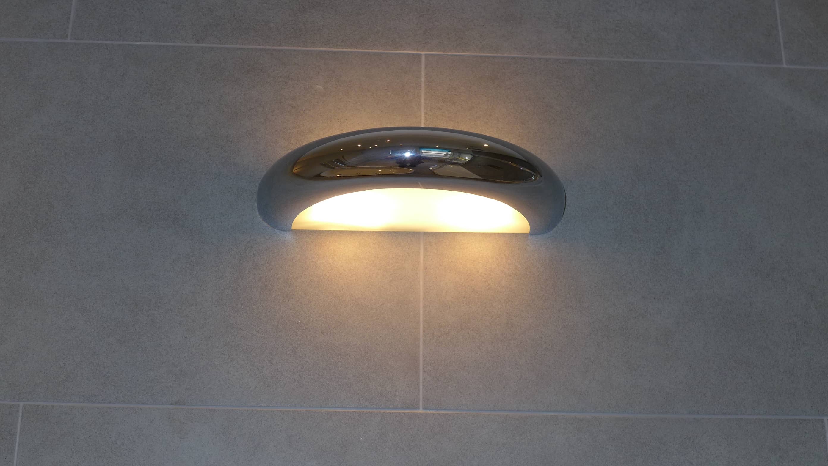bathroom wall light
