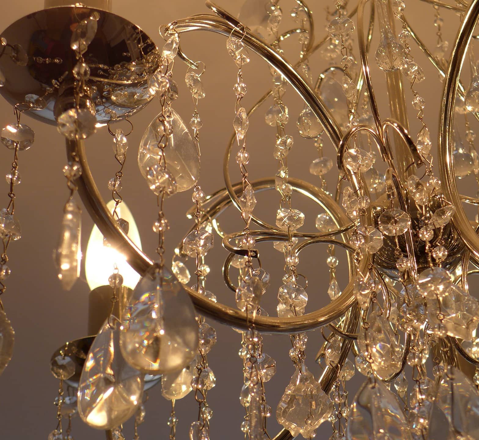 dining room chandelier droplets