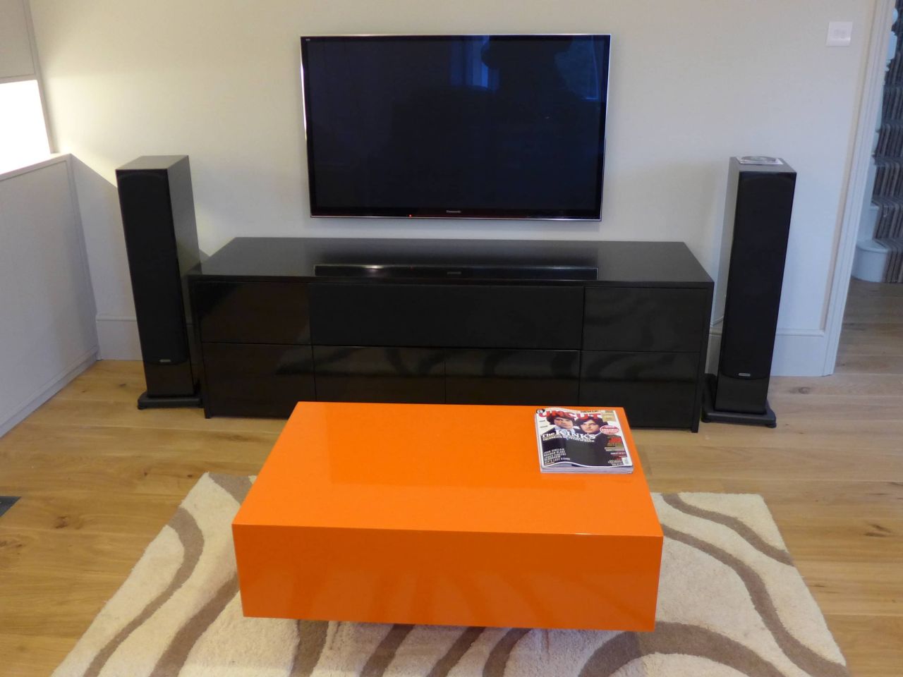 gloss black TV unit