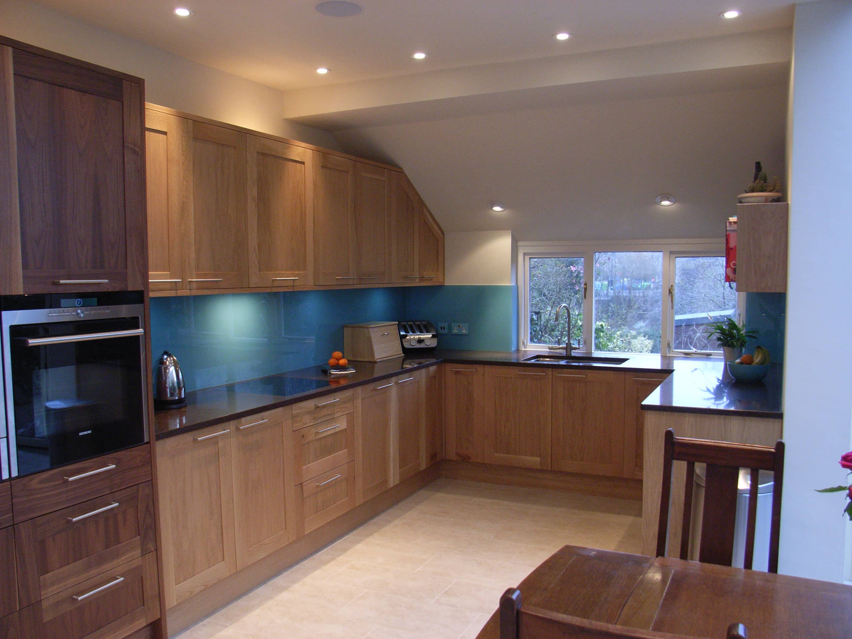 new kitchen with dining area