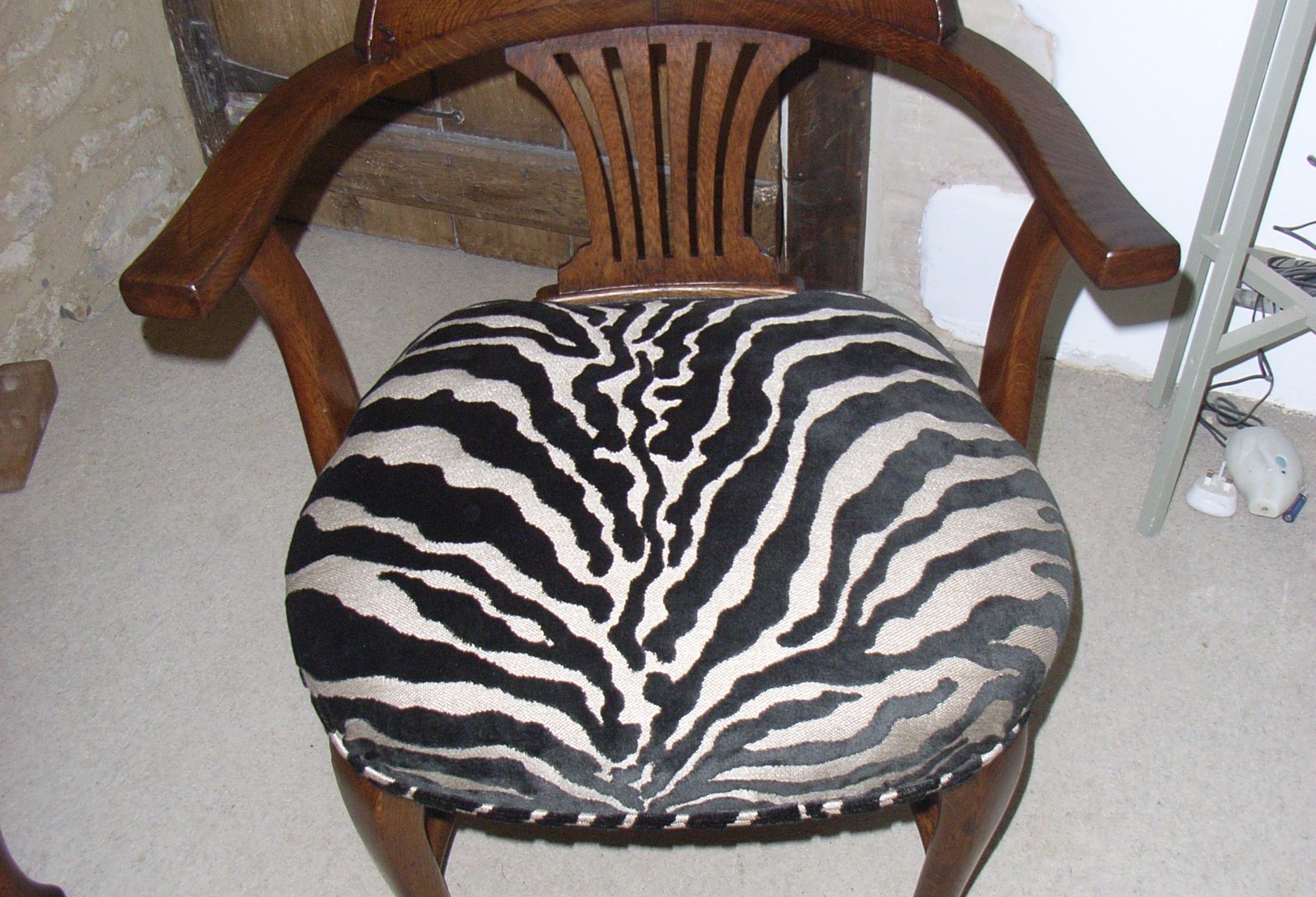 upholstered board room chair
