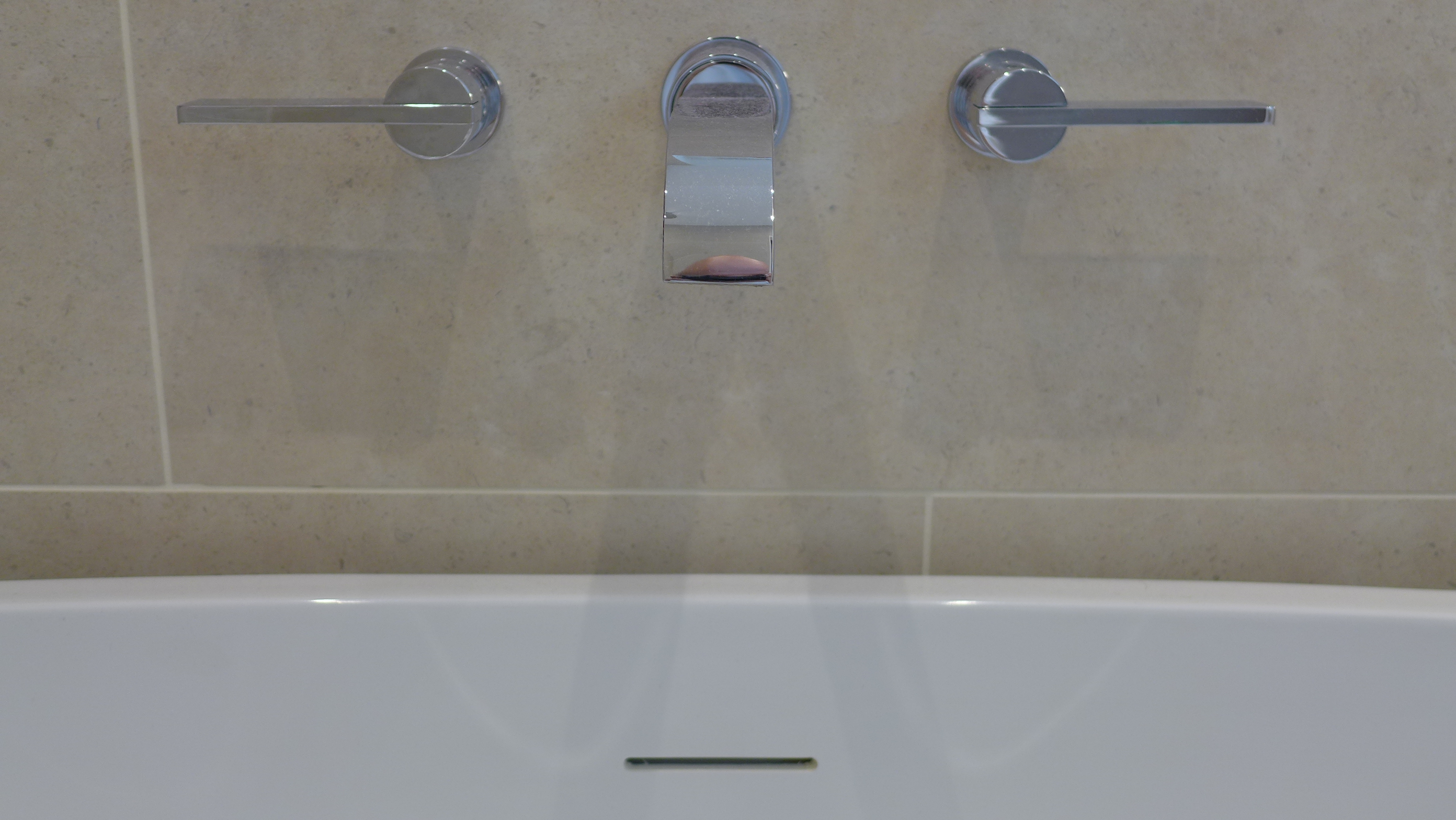 wall mounted taps