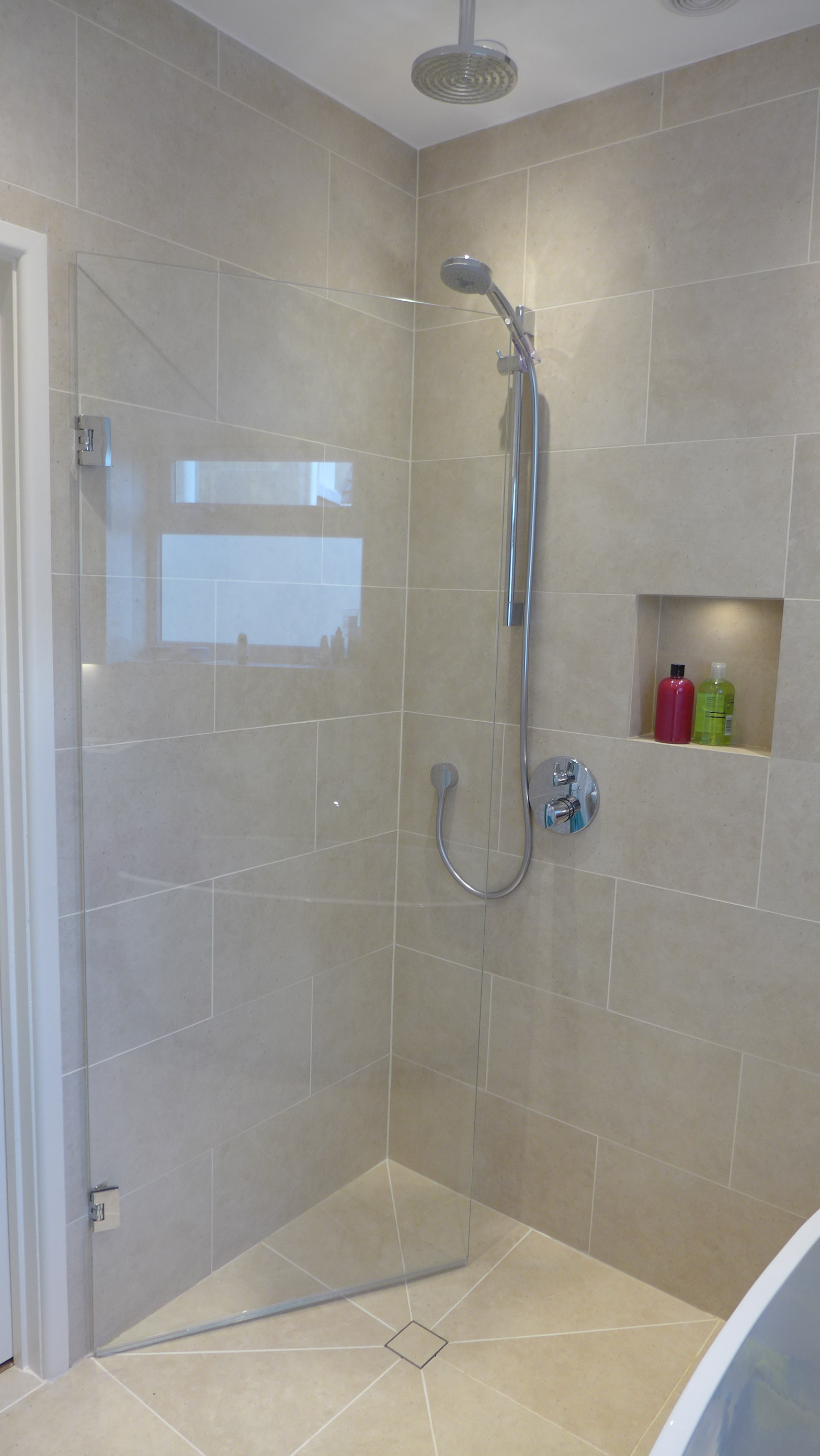 wet area with glass door