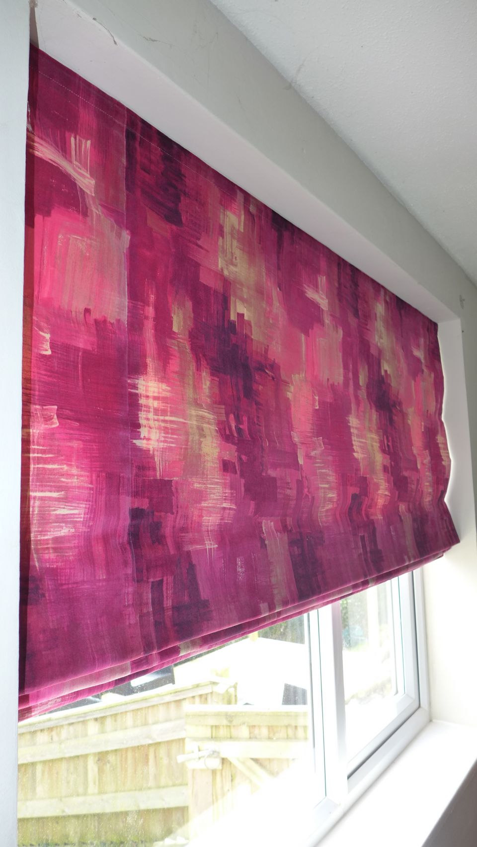 contemporary roman blind