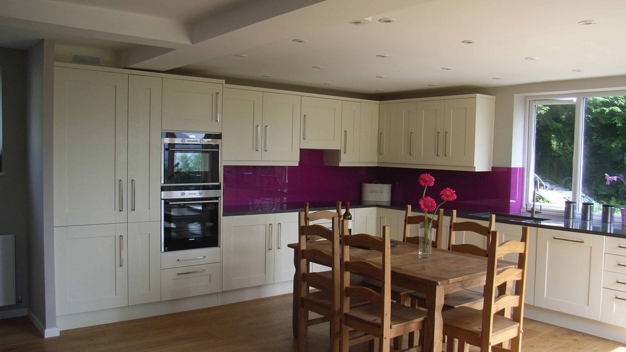 kitchen partition wall