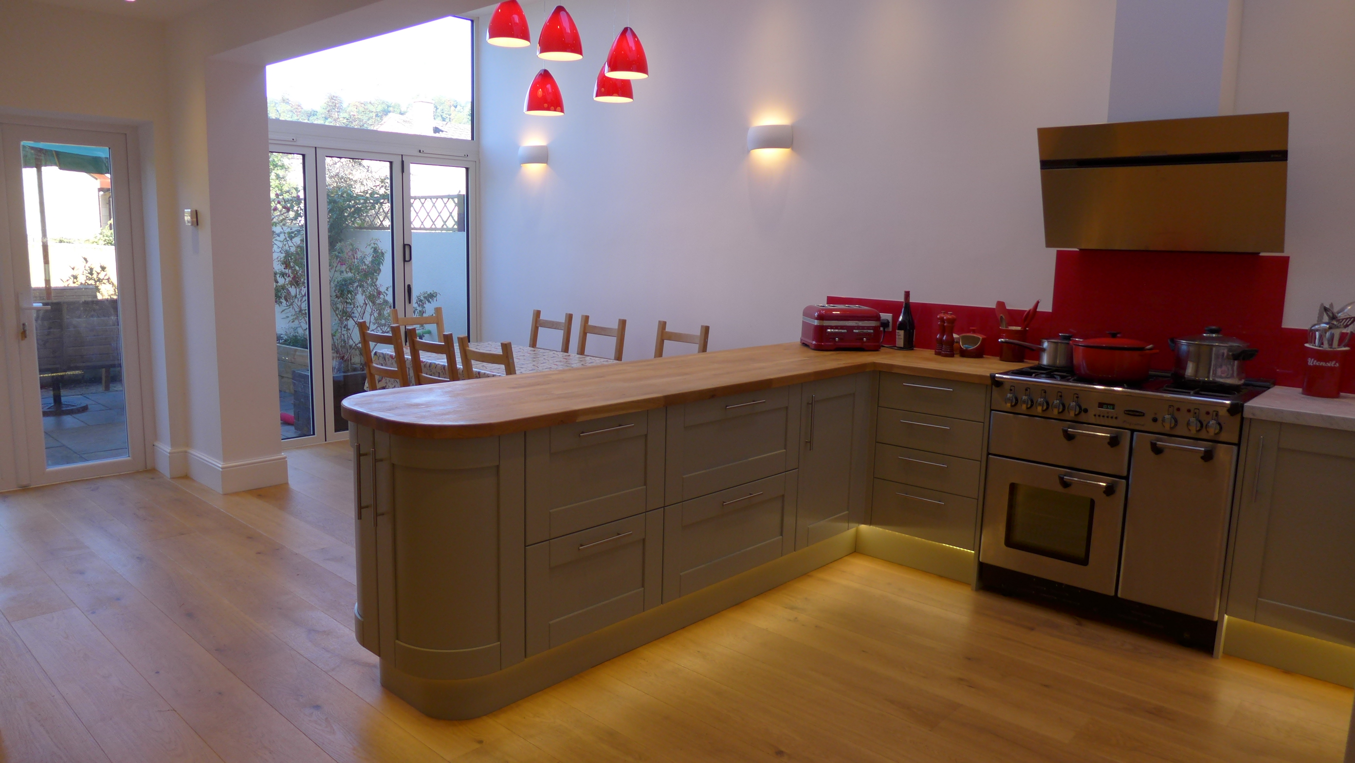 green shaker kitchen