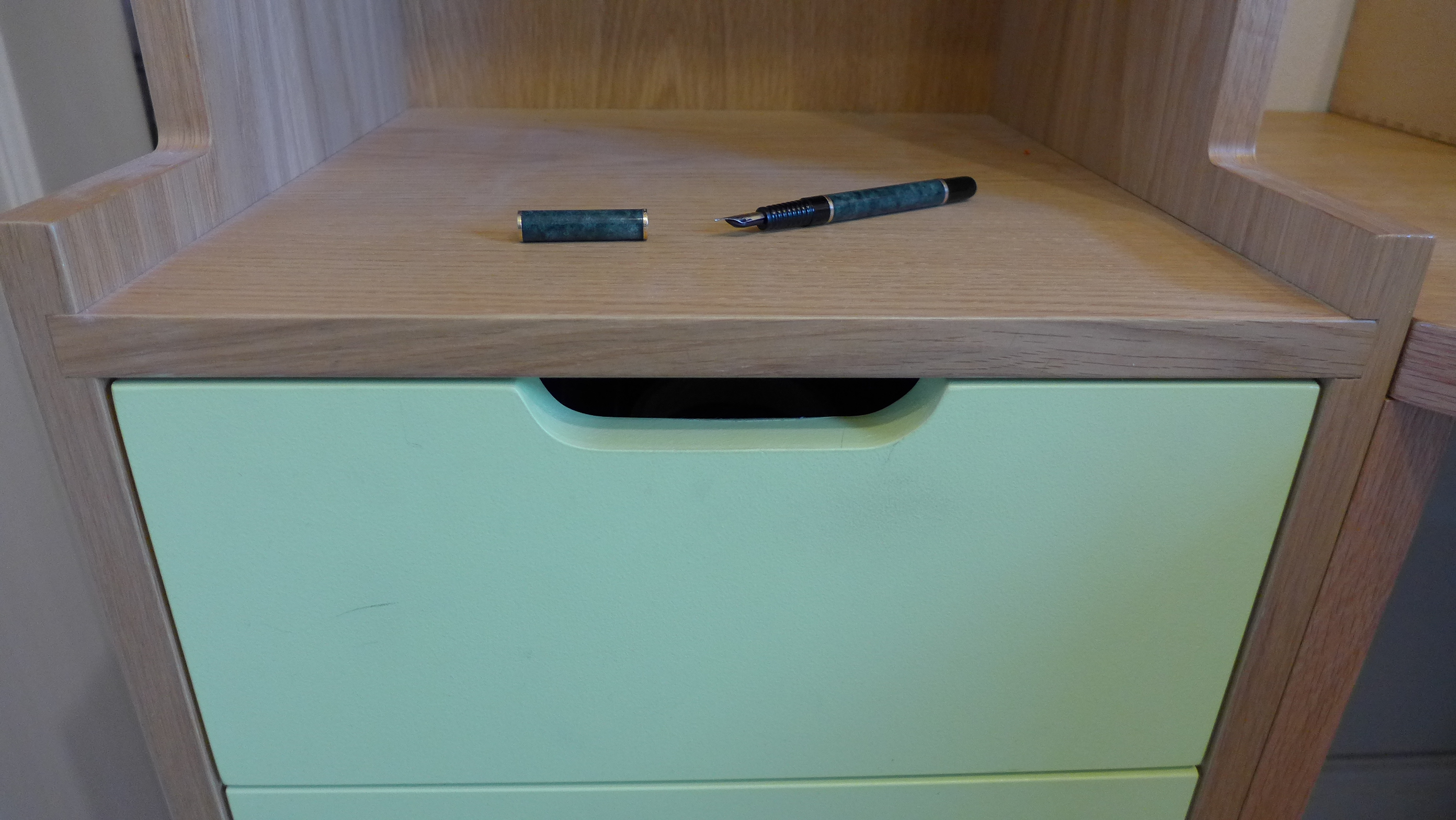 bespoke drawer unit for stationery