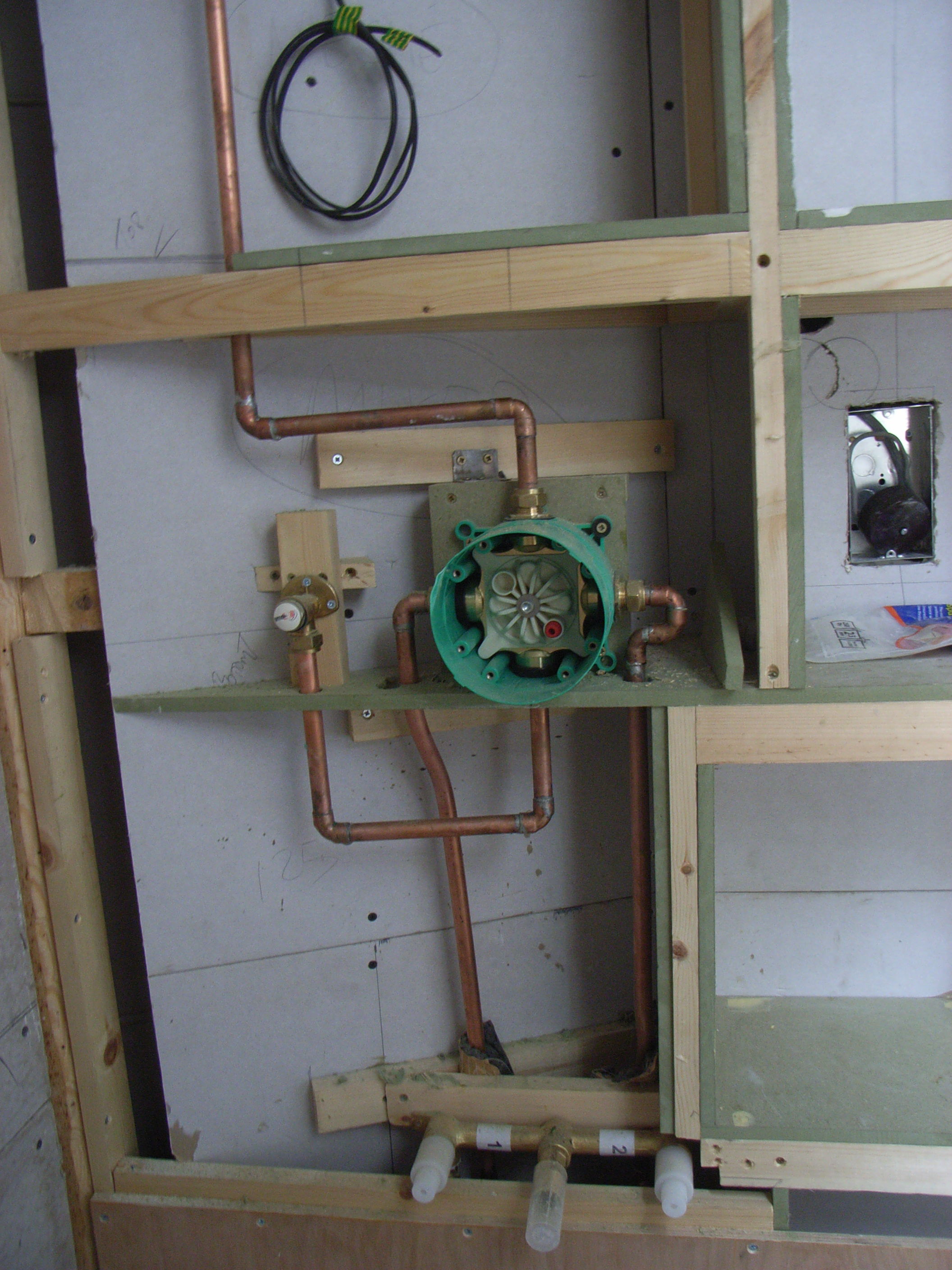 concealed shower pipework