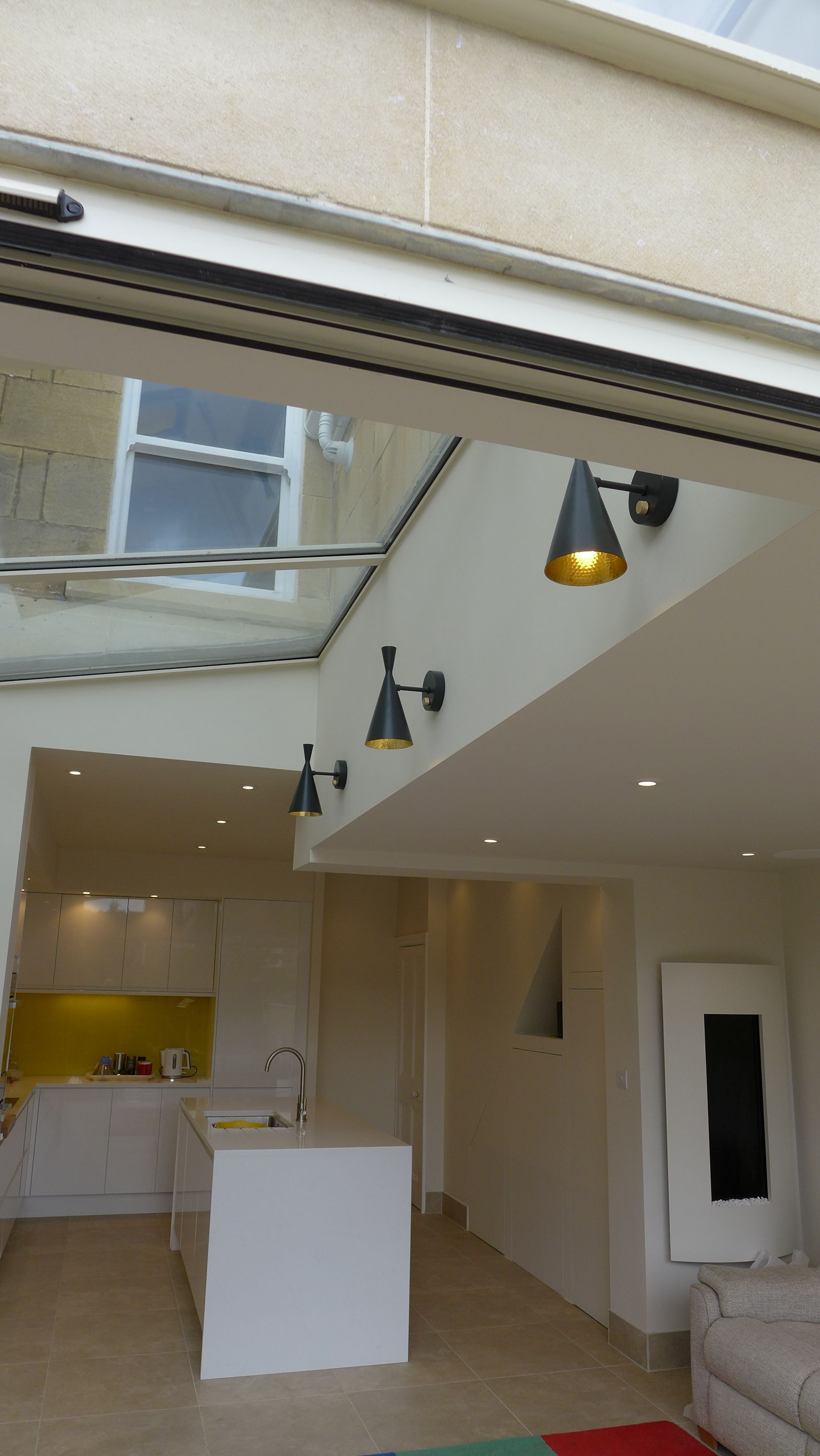 beat wall lights