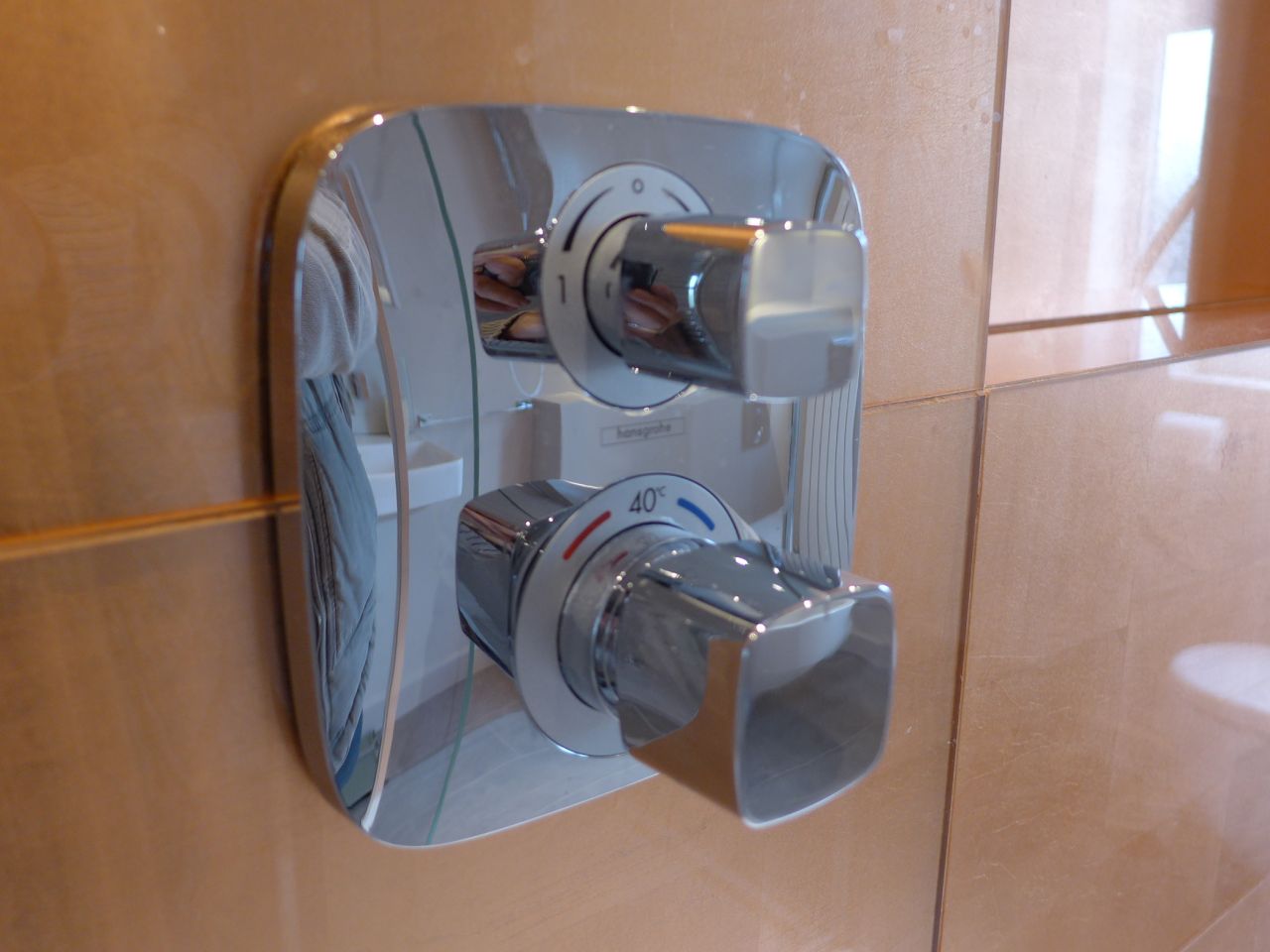 concealed shower valve