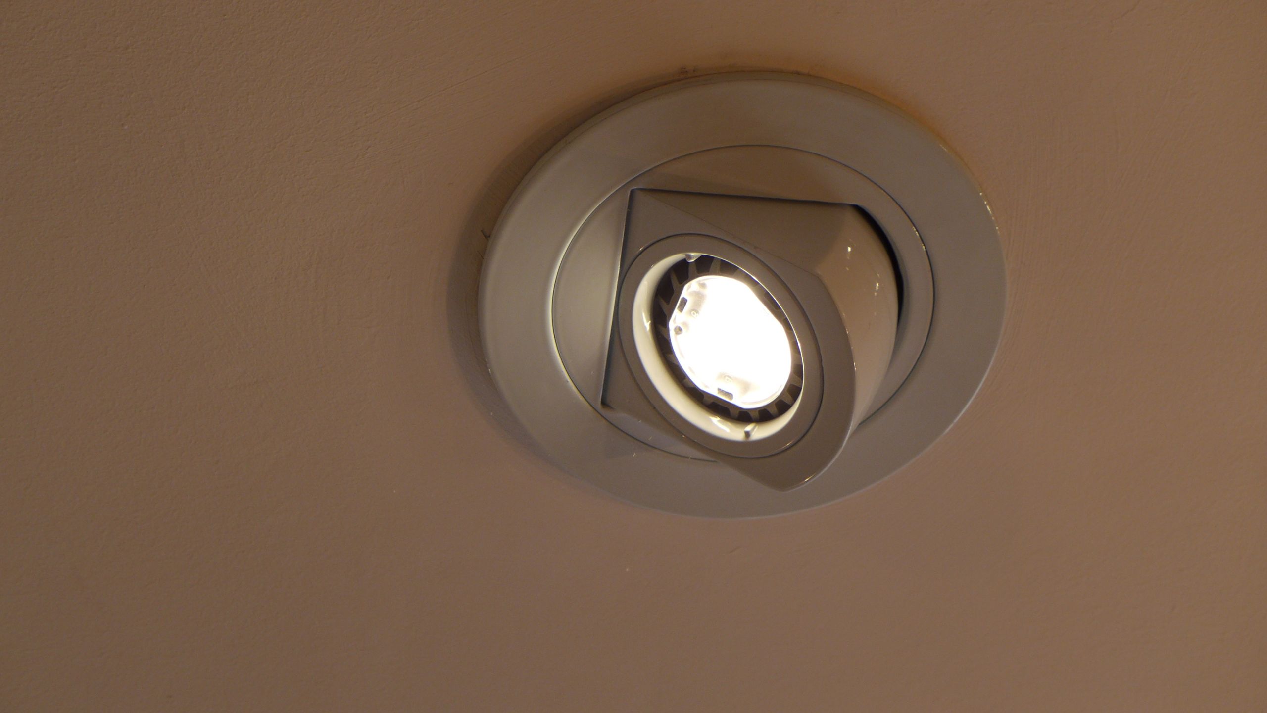 Ceiling LED picture light