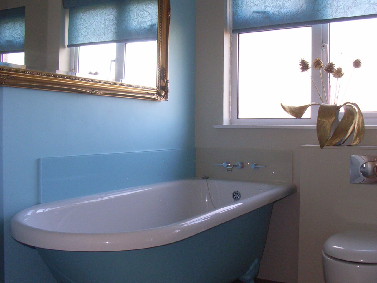 freestanding bath