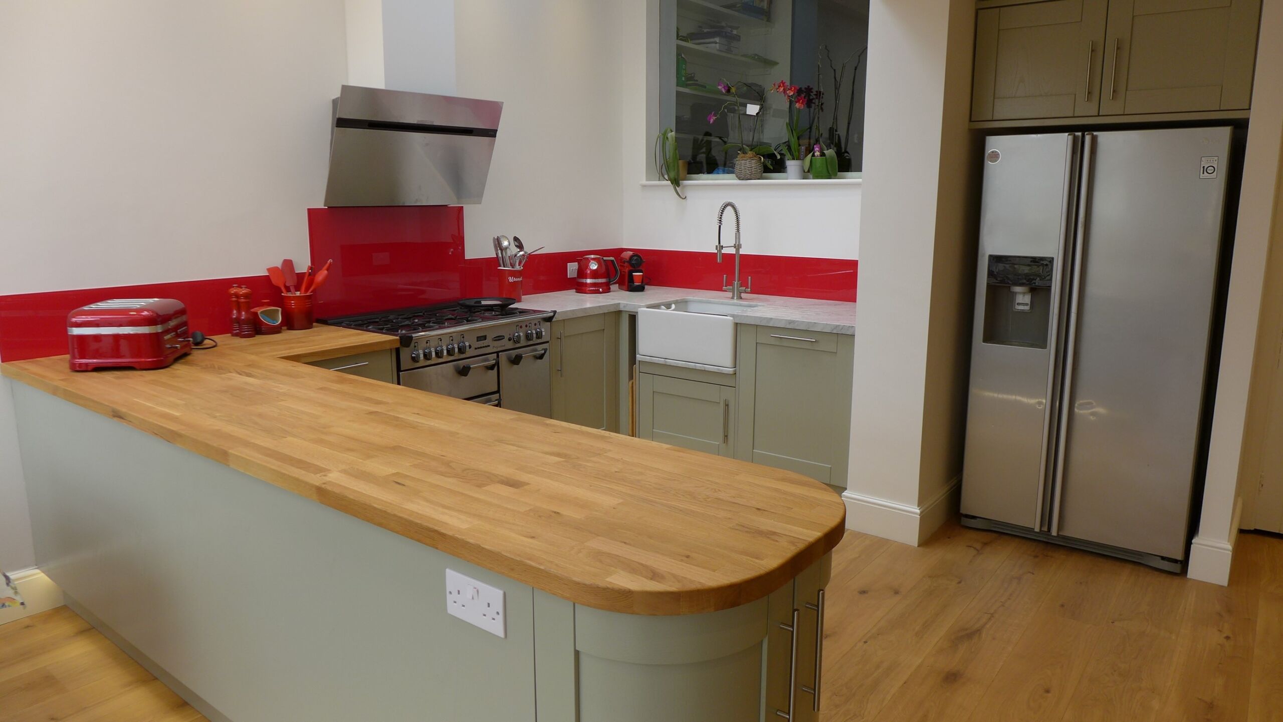 oak and marble worktops