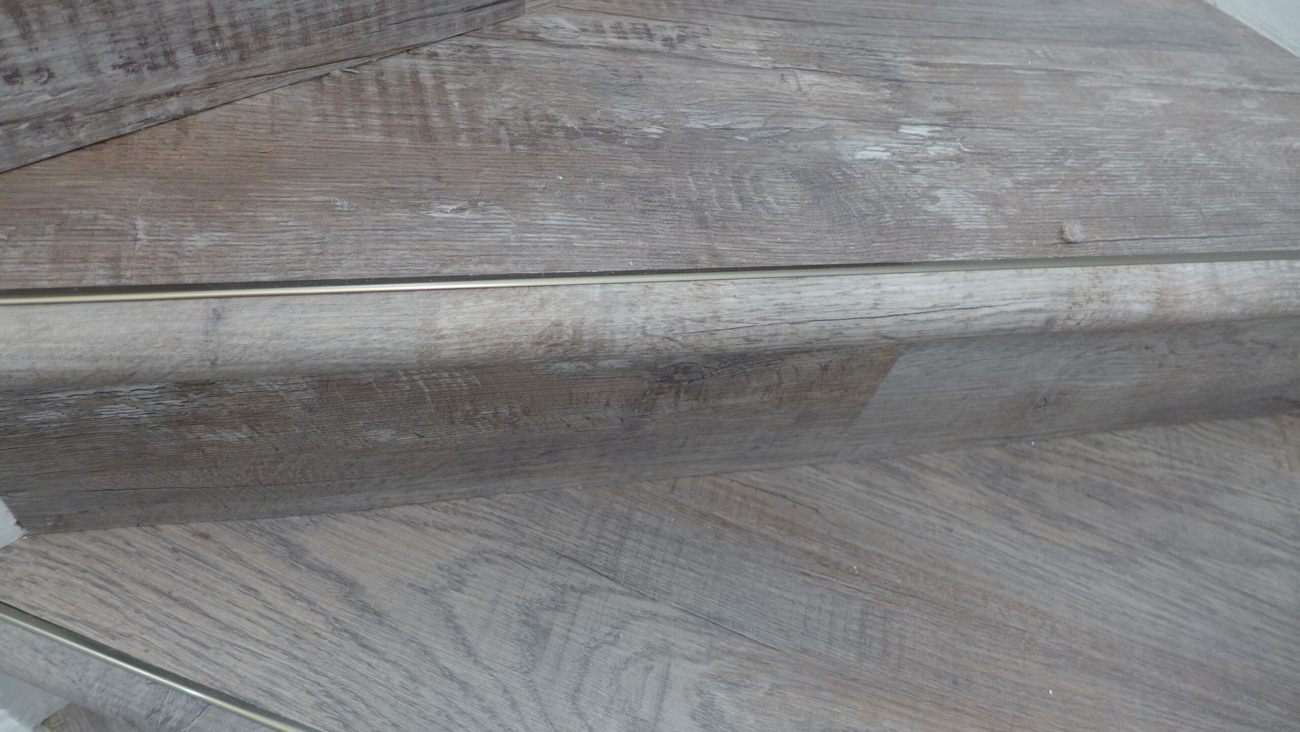 vinyl tile nosing