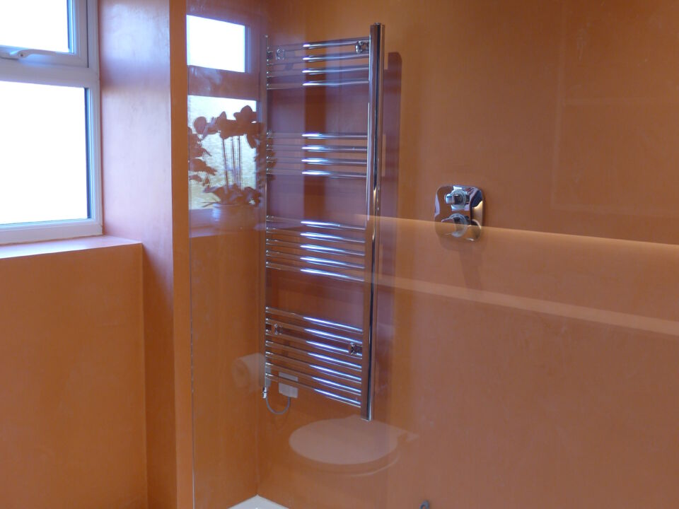 tadelakt shower enclosure